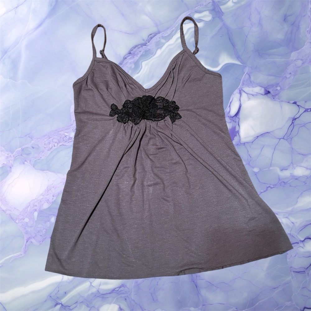 GUESS JEANS Gray Cami/Tank with Black Floral Appliqué - Size XS